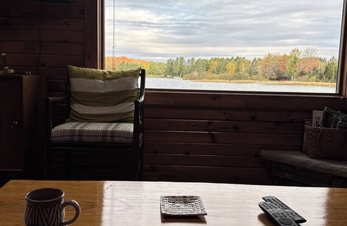 St Germain Cottage | Cute 2-bedroom cottage on Lost Lake in the heart of the Northwoods