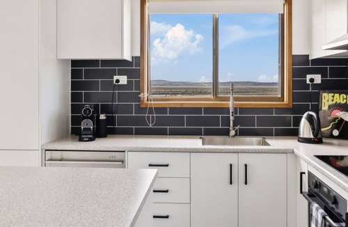 Venus Bay House | Cute Cottage with a View