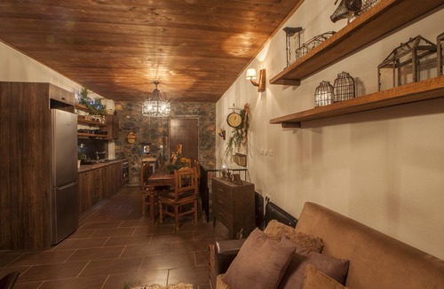 Aghios Athanasios Ski Chalet | Dandy Villas Palios Agios Athanasios |Rustic | Fireplace | Up to 6