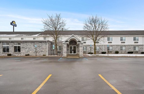 Imlay City Hotel | Days Inn by Wyndham Imlay City