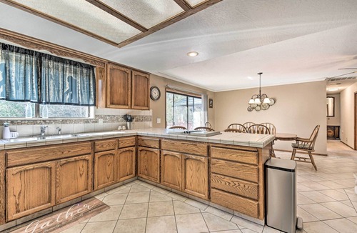 Groveland House | Deck & Hot Tub: Rustic Groveland Home!