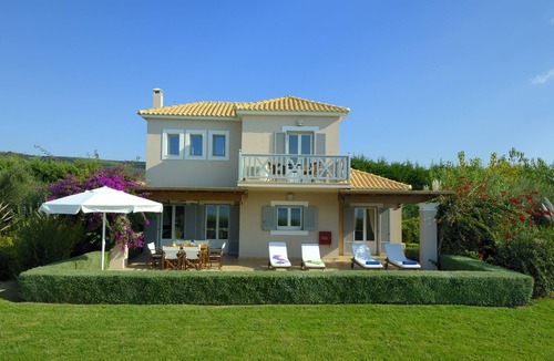 Gialova Villa | Deluxe Villa