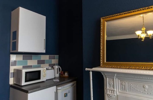 Bordesley Apartment | Digbeth Apartment Sleeps 12