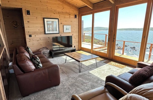 Dillon Beach House | Dillon Beach Nirvana 3 BR House with panoramic ocean views and hot tub
