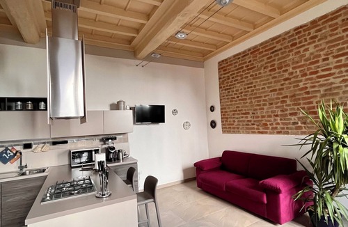 Pavia Apartment | Dimora Boezio7, elegant apartment in the center