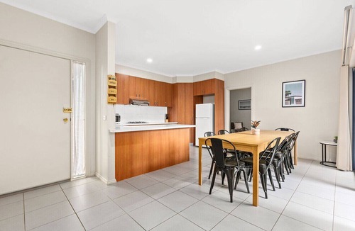 Clayton Villa | Domi Rentals - The Stockdale Home