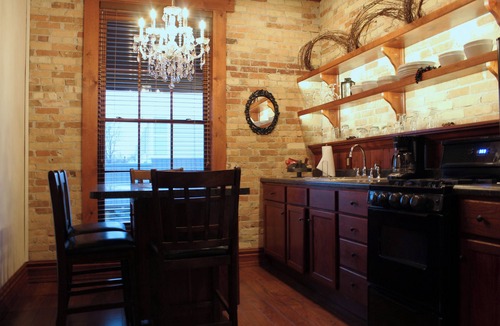 Lake Odessa Apartment | Downtown Lake Odessa's Apartment On 4th