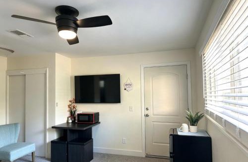 New Era Park House | Downtown Private Master Suite