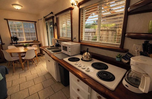 Smith River Cottage | Driftwood Cottage By The Ocean Beach & Redwoods