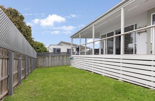 Lake Tyers Beach House | Eleebana