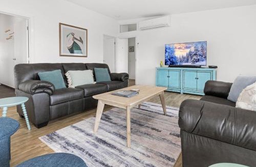 Lake Tyers Beach House | Eleebana
