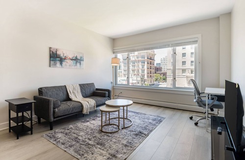 Nob Hill Apartment | Elegant 1-Bedroom Apartment in Central SF WiFi + Fitness Amenities