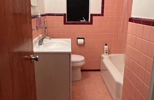 Toledo House | Elegant 1Bed/1Bath Pets OK, Close to ProMedica, UT