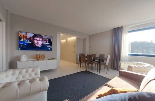 Viareggio Apartment | Elegant flat on the second floor with lift with modern fittings and large windows with a splendid view over the Viareggio dock just a few minutes' walk from the promenade and the sea.Elegantly furnished, it consists of two tastefully furnished double bed