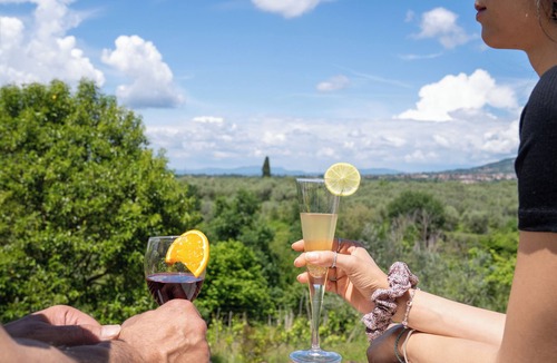 Bivio Pozzo Villa | Elegant Tuscan Villa, Gated Pool, Total Privacy, Panoramic Views, EV Charger