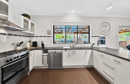 Inverloch House | Elk Estate - Family Resort Comfort & Tranquility
