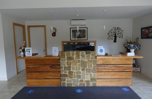 Marysville Hotel | Elkanah Lodge and Conference Centre