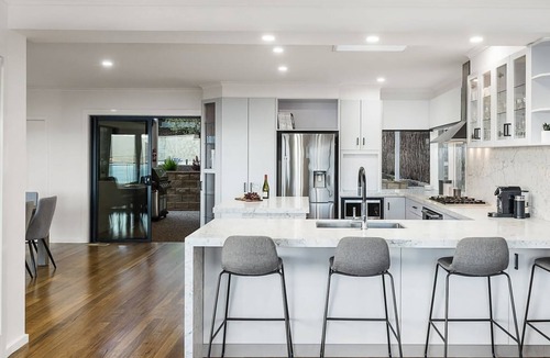 Mount Martha House | Ellerina Sea Vista | Stunning Views with Pool and Sauna