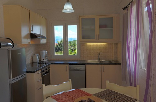 Almiros Beach House | Elli Beach Apartments and Studios