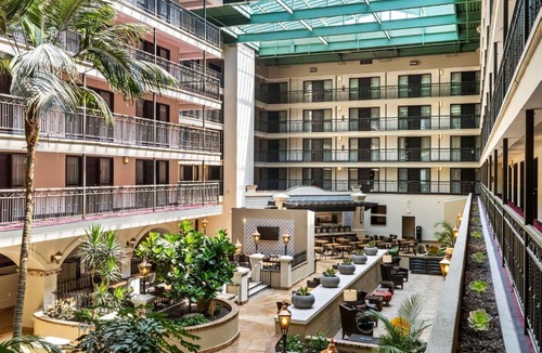 El Segundo Hotel | Embassy Suites by Hilton Los Angeles International Airport South