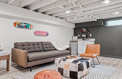 Royal Oak House | Enchanting Getaway - King Bed/Kids Nook/Gazebo