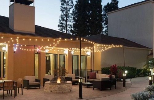 El Segundo House | Enjoy a Hassle-Free Stay! Pet-Friendly, Short Drive to Hermosa Beach Pier