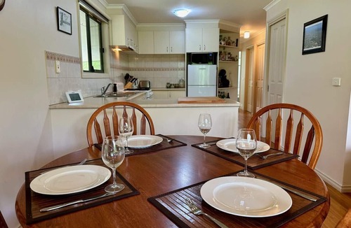 Taggerty House | Escape to the country - centrally located with Cathedral views