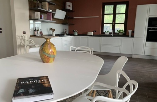 Monforte d'Alba Villa | Exclusive Villa with pool and penthouse in Barolo wine area