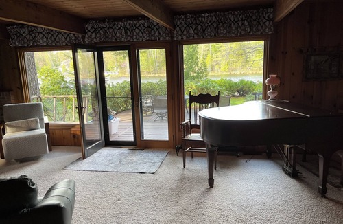 Rapid City House | Executive Retreat on Torch River