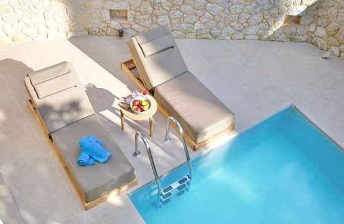 Kouramades Villa | Experience Corfu: Komidoro, 2BR Villa - Lux, BBQ, Parking, Gym, Sleeps 4