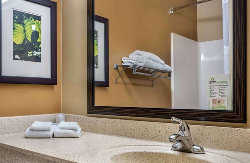 Maumee Hotel | Extended Stay America Suites Toledo Maumee