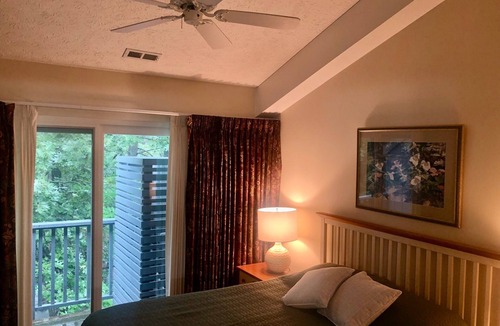 Maple City Condo | Fabulous Lake Michigan beachfront condo. Incredible views of Sleeping Bear Bay