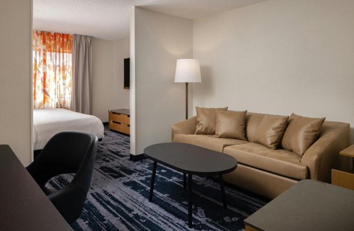 East Beltline Hotel | Fairfield by Marriott Inn & Suites Grand Rapids Airport