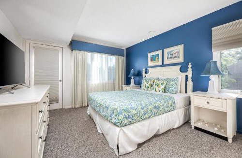 Acme Apartment | Fairway Breeze Retreat