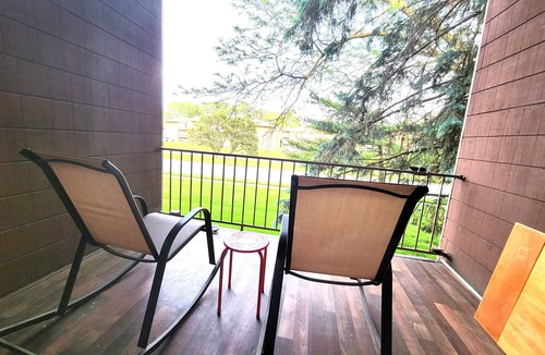 Southwyck Condo | Family Condo minutes from Turnpike, US 23, I75, and Downtown Toledo