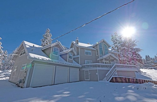 Montgomery Estates Cottage | Family-Friendly Cottage with Mountain Views near Heavenly Ski Resort in South Lake Tahoe, California