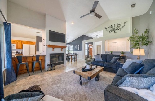 North Hilltop House | Family Home Fire Pit + Outdoor TV Near Bethel