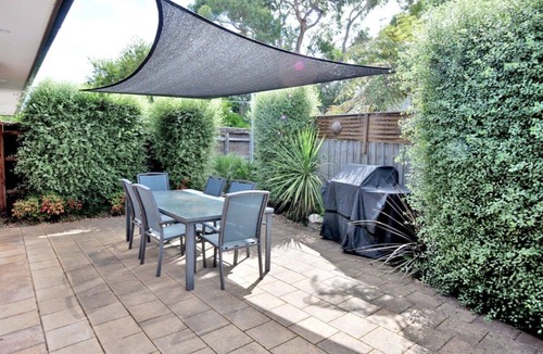 Inverloch House | Family Retreat on Anderson