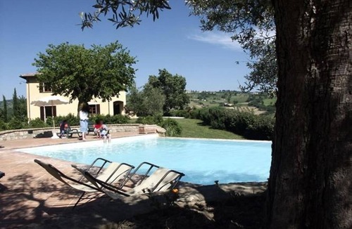 Valfabbrica House | Farm Castagna Alta - Apartment Apartment La Mora