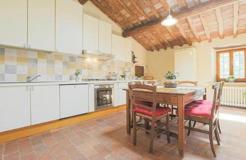 San Casciano in Val di Pesa House | Farmhouse With Pool Amongst Chianti Vineyards