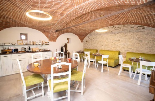 Barge House | Finestrella room