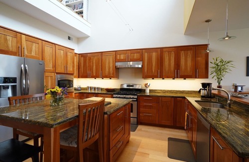 Traverse City House | Fireworks, Hot Tub & West Bay Views