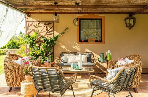 Pratantico Apartment | Flat in hamlet near Arezzo
