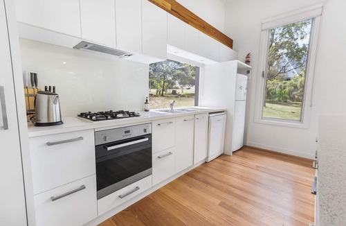 Lake Tyers Beach House | Flounder: Only a short walk to the Lake Tyers foreshore and 90 Mile beach
