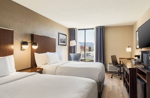 Emeryville Hotel | Four Points by Sheraton San Francisco Bay Bridge
