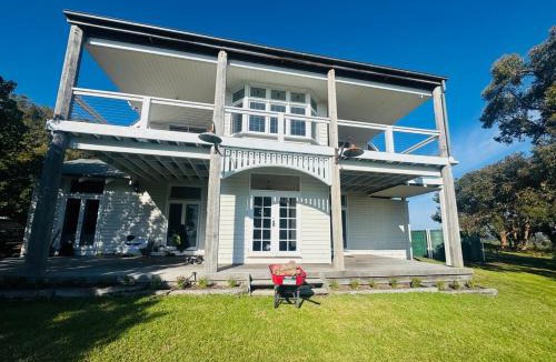 French Island House | French Island Hill House