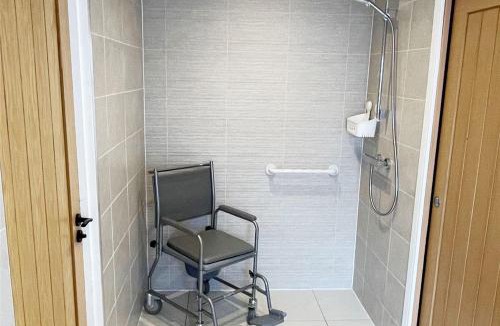 Moreton Valence House | Fully Accessible-Disabled Adapted-Hot Tub-Pets