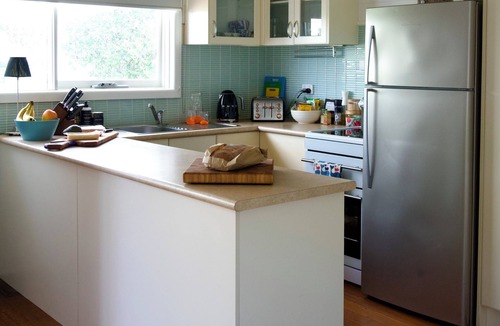 Sunderland Bay House | Fully private Sunderland Bay Beach Shack meters from the surf and nature walks.