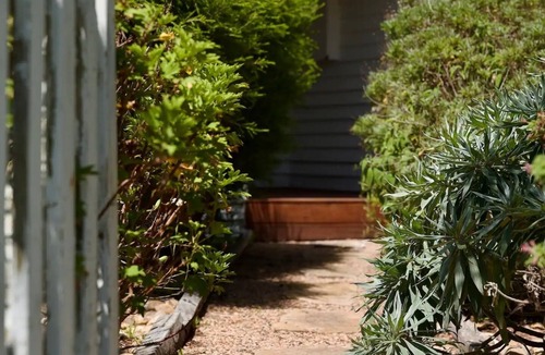 Sunderland Bay House | Fully private Sunderland Bay Beach Shack meters from the surf and nature walks.