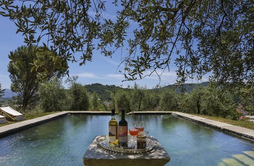 Nozanno Villa | Fully-serviced luxury villa with AC, private chef, staff and spectacular views